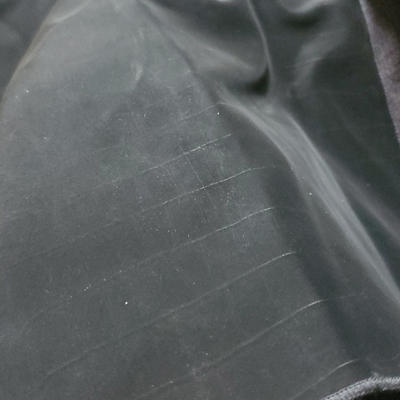 Brand new Black leather skirt - Picture 6 of 8